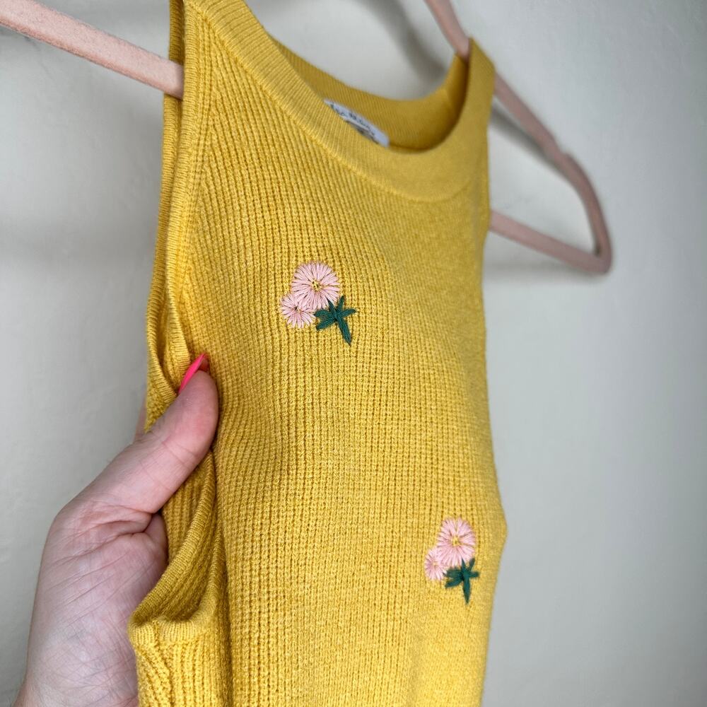Vila Milano Daisy Floral Embroidered Ribbed Knit Halter Tank Top Bundle Medium - Picture 9 of 16
